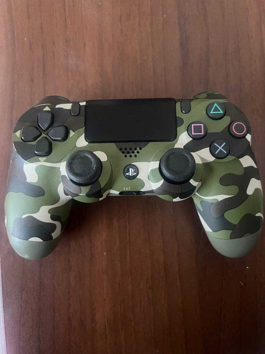 Геймпады Sony DualSense (PS5) и DualShock 4