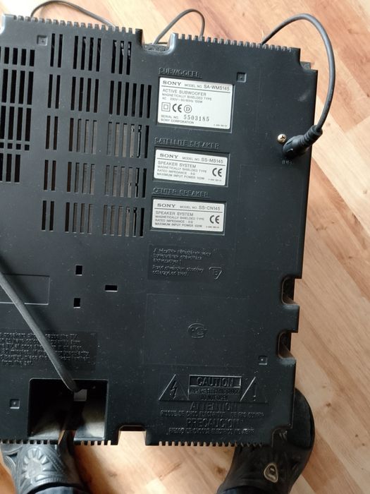 Sprzedam zestaw głośników do kina domowego subwoofer aktywny polecam efekt fajny