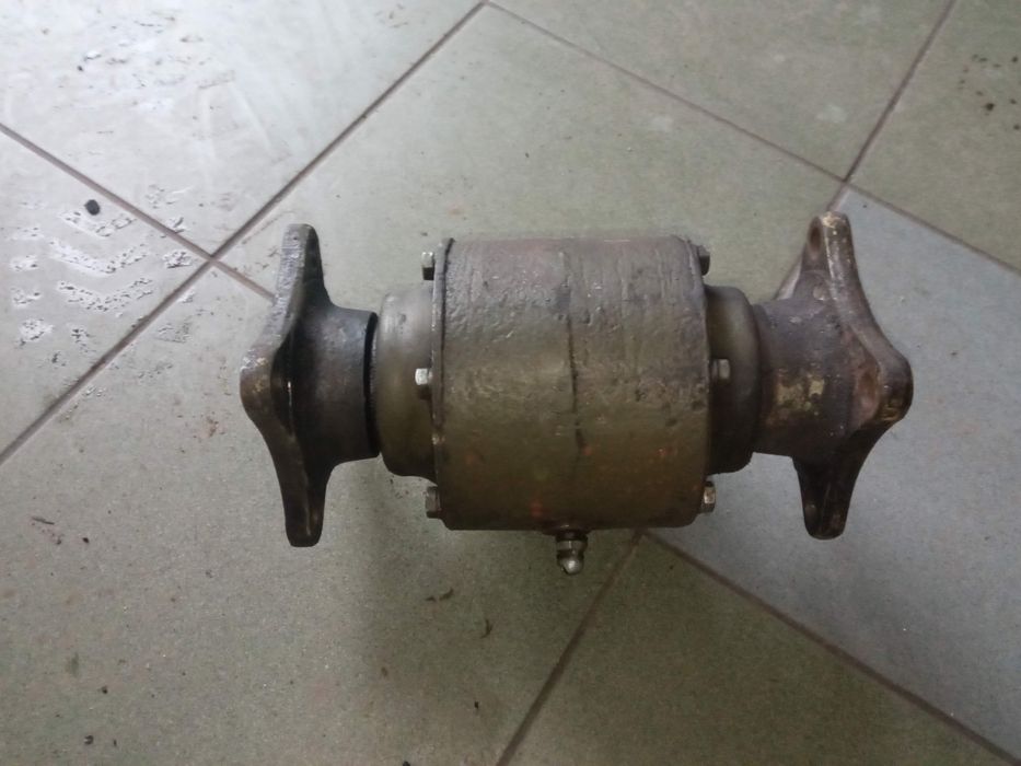 Łącznik wału napędowego, podpora wału Star 660 - Faktura VAT