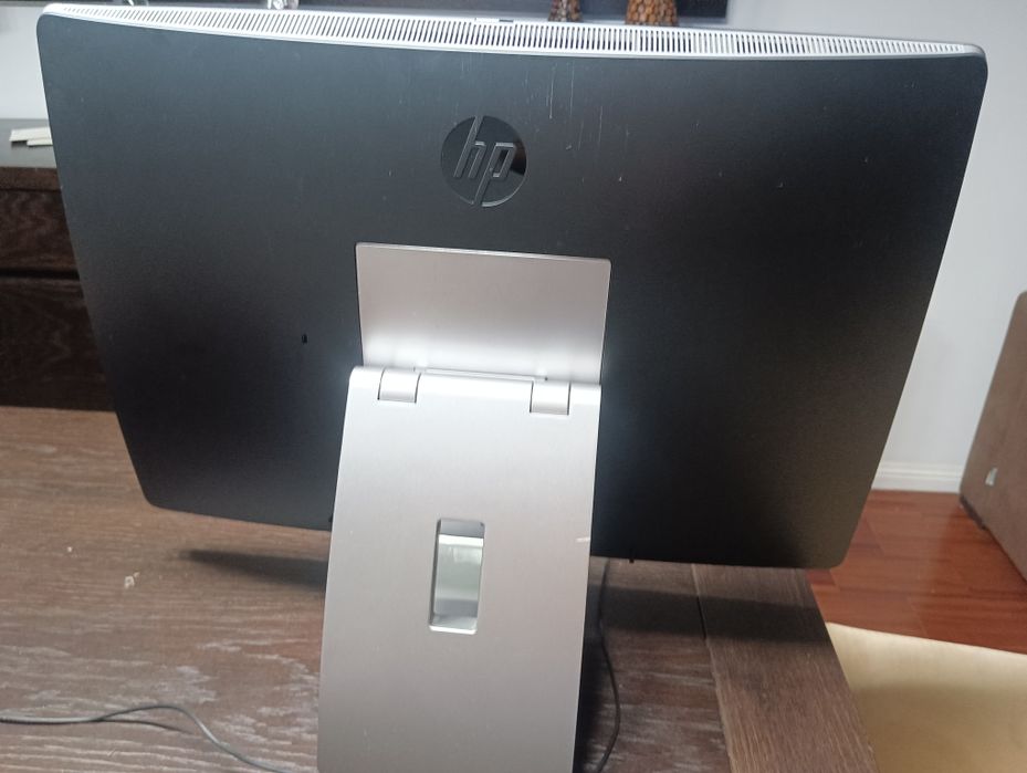 HP EliteOne 800 G2 de 23 polegadas   Touch All-in-One PC. (Como novo)