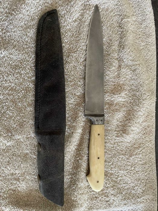 Faca de mesa em aço Wootz Índiano