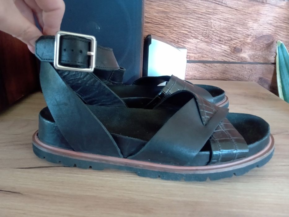 Clarks Orianna Cross sandały damskie 41