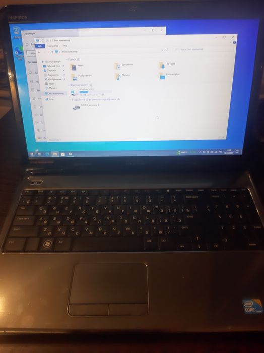 Ноутбук Dell is 4gb ddr3
