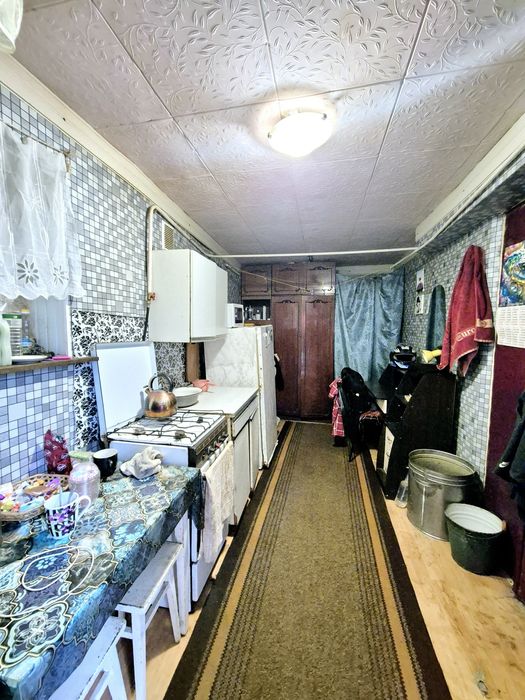 Центр частина будинку вул. Л. Українки 1 кімната без зручностей