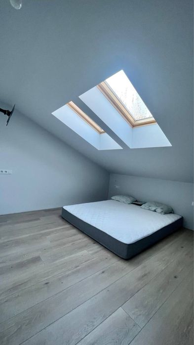 Продам СУЧАСНИЙ УКОМПЛЕКТОВАНИЙ ТАУНХАУС з ділянкою, Дослідна станція