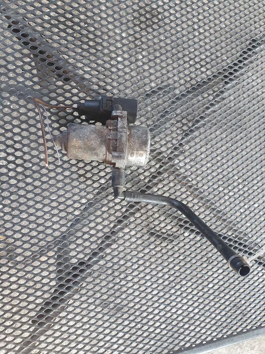 Pompa hamulcowa podcisnienia Audi a3 8p 2.0 fsi 150km AXW