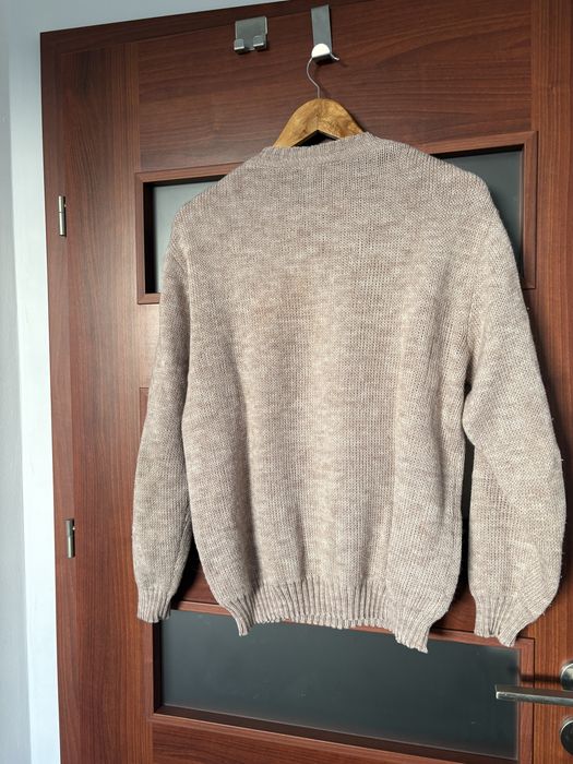 sweterek beżowo-różowy