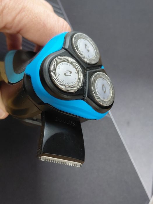 Бритва Philips AT 756 акумулятор