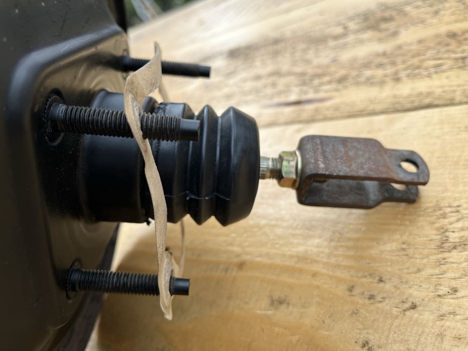 Підсилювач гальм Мазда 323f ba 1.5