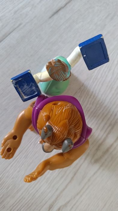Zabawki McDonald 2002 Piękna i Bestia