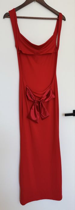 Piękna dluga sukienka