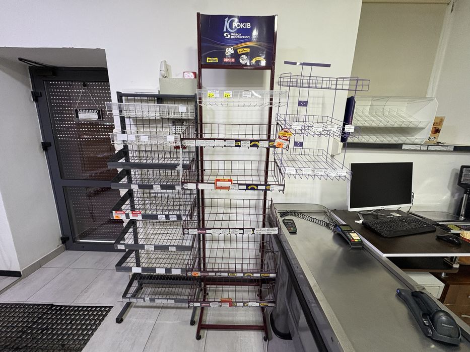 Стелаж металевий в гарному стані