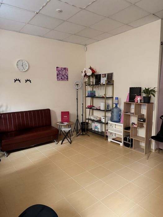 Суборенда приміщення в студії краси на Боголюбова