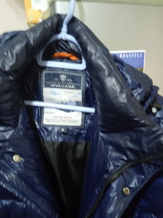 Продам теплу куртку