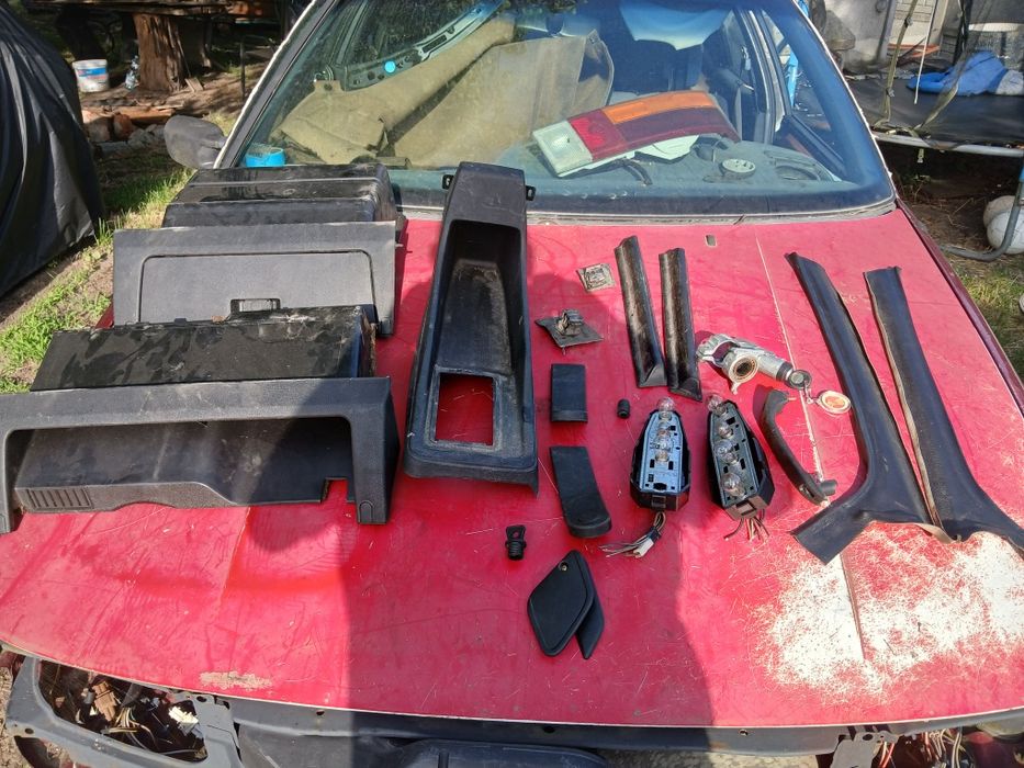 VW Polo 86c 1986 rok, Części.Konsola,lampy,lusterka,gaźnik,szyberdach