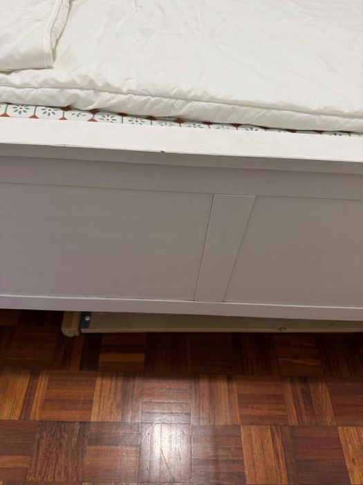 Cama casal ikea usada