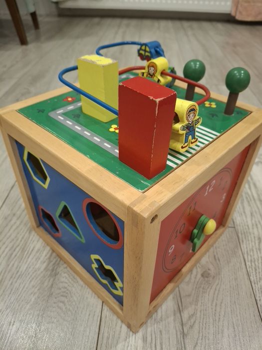 Продам бізікуб .