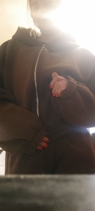 Ciepły dres czekoladowy