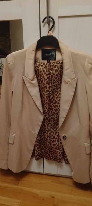 Marynarka damska beżowa rozm.40
