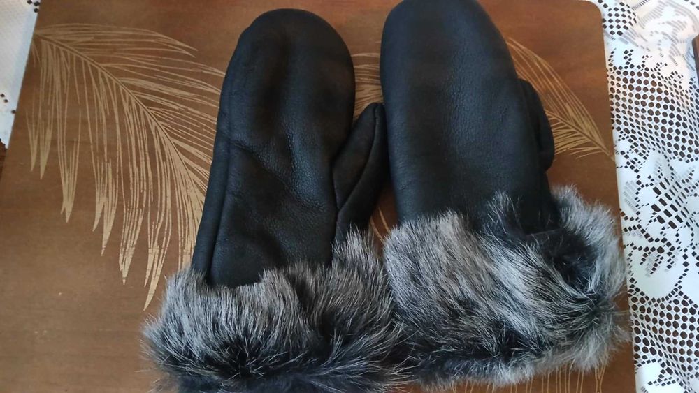 Rękawiczki skórzane z futra naturalnego 7/8 rozmiar