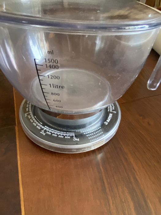 Balança de cozinha nova