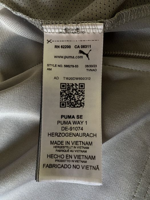 Костюм  Puma , як спортивний так і на повсякденний костюм, сірого кольору з оранжевими вставками