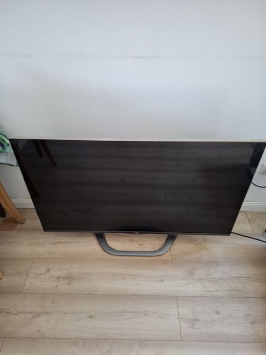 Telewizor LG LED Plus, 47", Full HD IPS 400HZ MCI Smart TV, Cinema