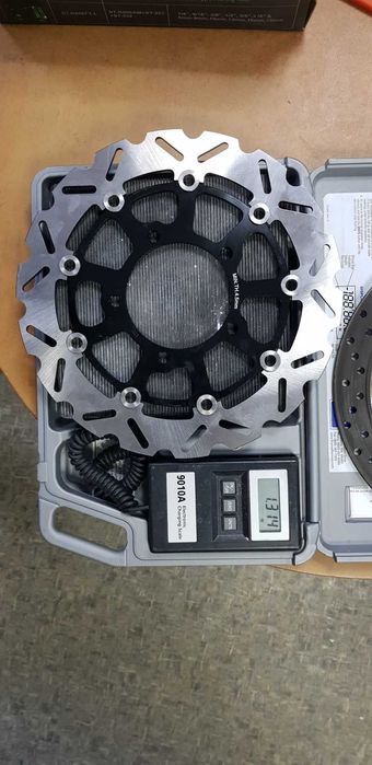 Suzuki GSX-R гальмівні (тормозные) диски