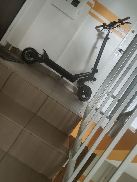 Sprzedaję hulejnoge elekryczną