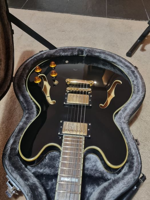 Epiphone Sheraton Pro II com hard case
