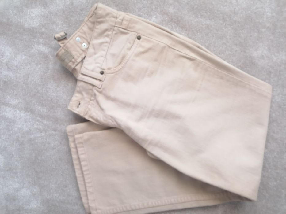 Calças curtas, cor bege, Massimo Dutti, t38