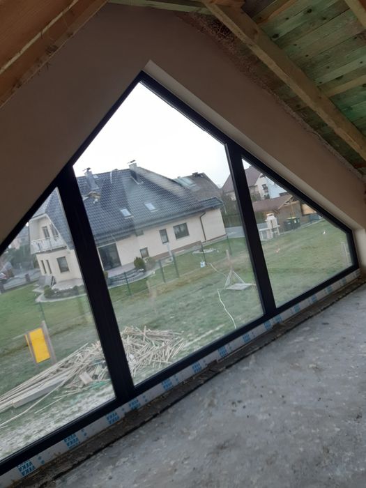 Sierpień Okienko Tynki Maszynowe Kaczmarczyk Tynkowanie Gładkie Okienk