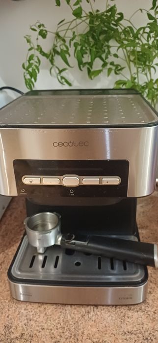 Máquina de Café Expresso Cecotec