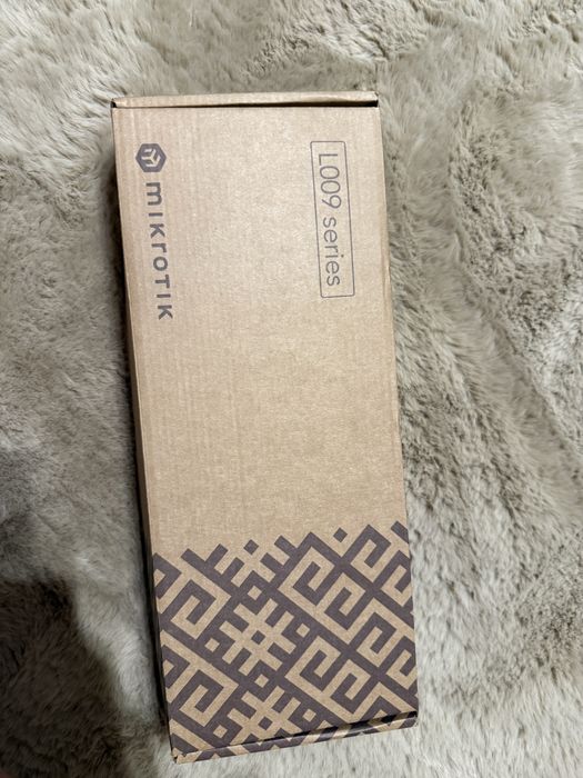 Mikrotik L009UIGS-RM