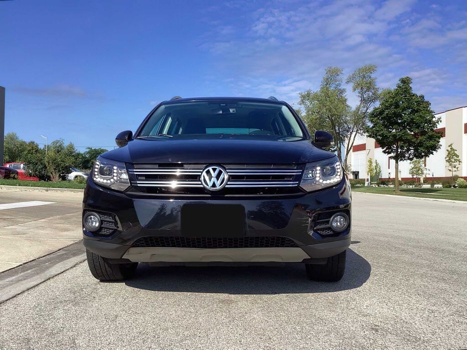 Volkswagen Tiguan      2016