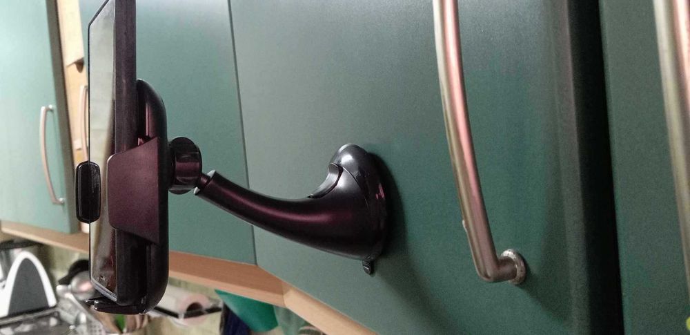 Suporte para telemóvel, para carro. Preto