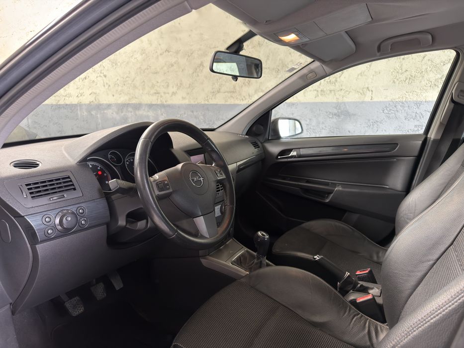 Opel Astra Caravan 1.7 CDTI Cosmo