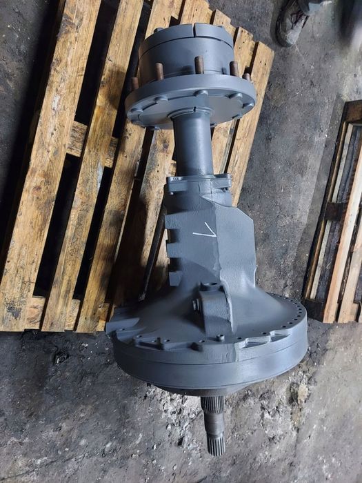 ZWOLNICA LEWA PRAWA M934.152.150.110 MASSEY FERGUSON 8680 2011R