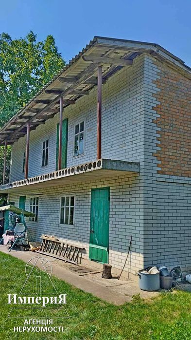 Продам будинок 210 кв.м.Ремонт.Всі комунікації.