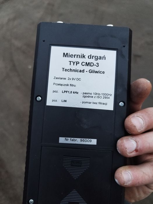 przenośny miernik drgań absolutnych Technicad CMD-3.