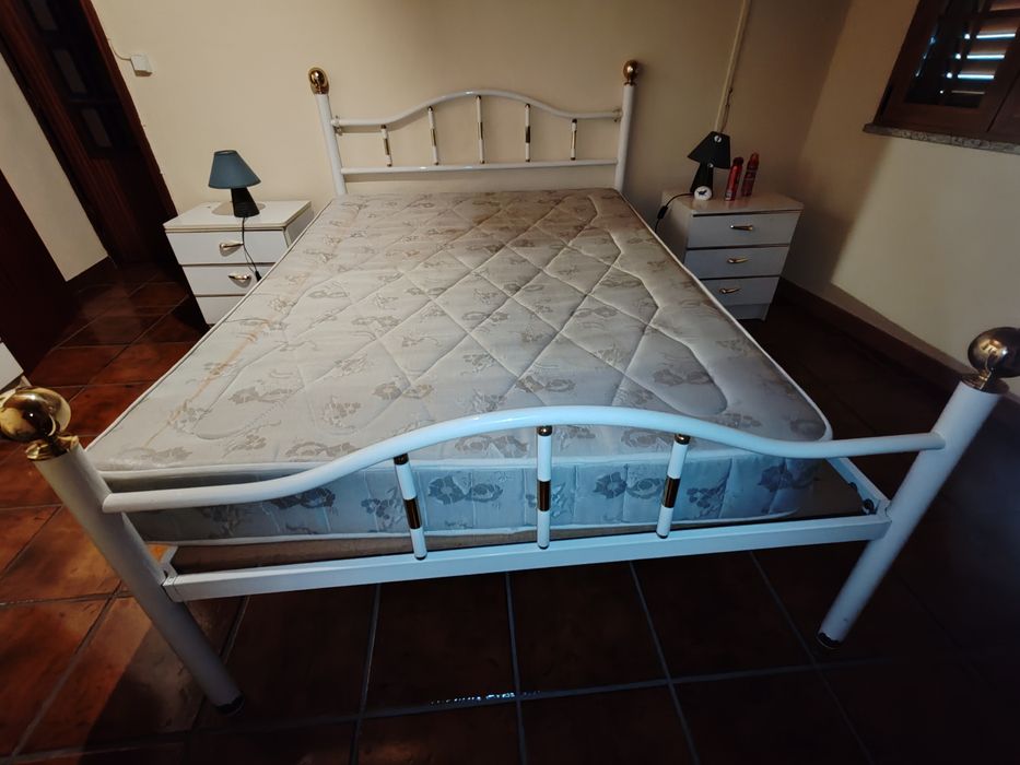 Vendo quarto completo