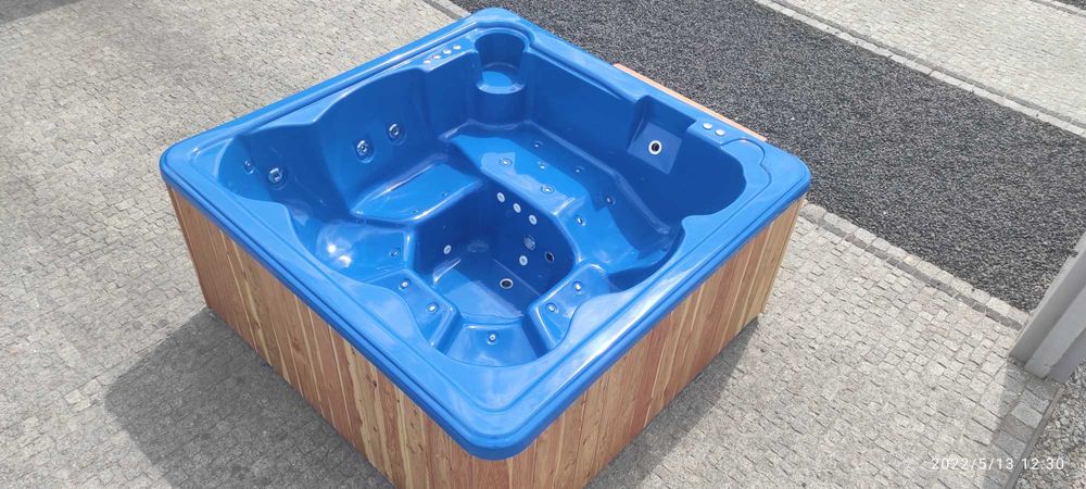Komfortowe jacuzzi 6-osobowe – relaks w ogrodzie przez cały rok od producenta balia basen