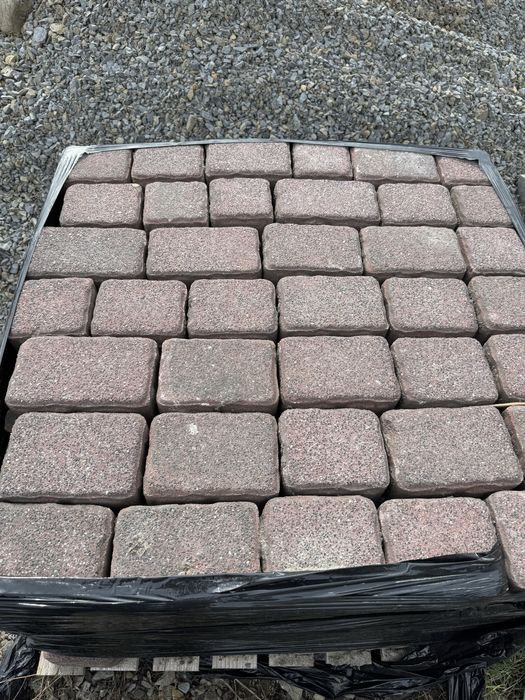 Kostka brukowa płukaną Nostalit (czerwona/bordo) – 15 m2, Super Stan!