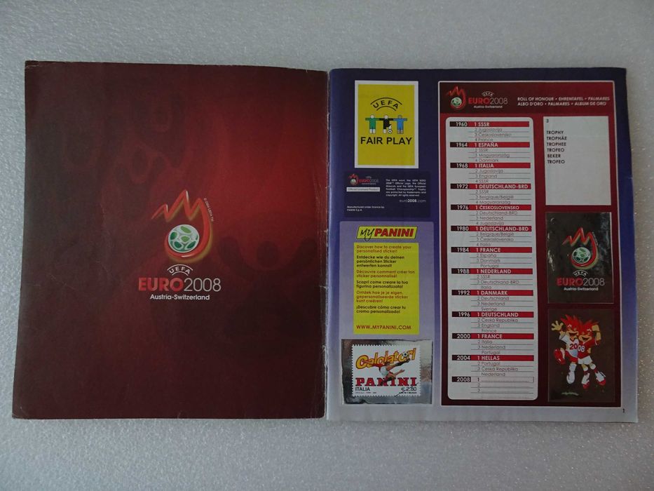 Caderneta de cromos de futebol Euro 2008 Panini (Tem 370 cromos)