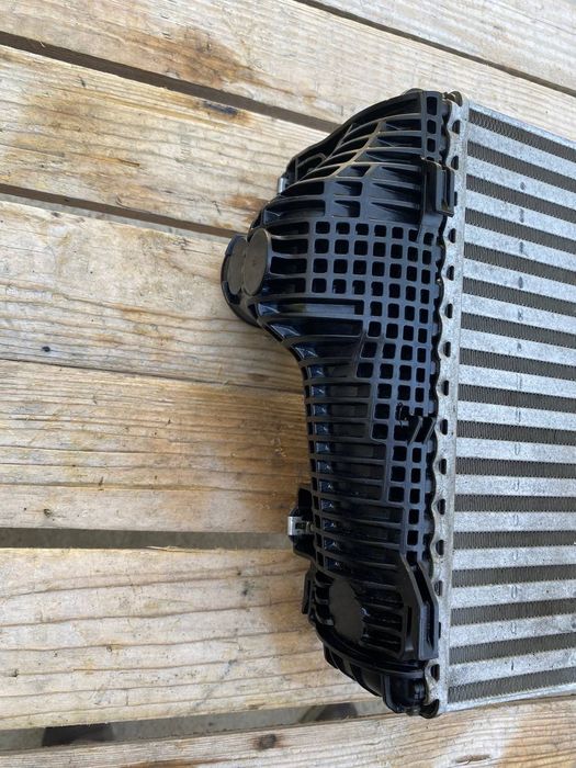 Porsche Macan 95b до рестайл радиатор интеркулера левый