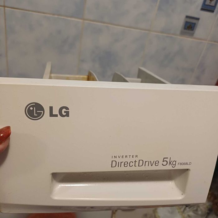 Залишки від пральної машини LG Direct Drive F8068LD
