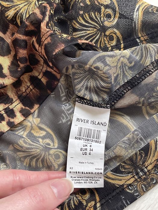 Подовжена футболка/ туніка на море ( сітка ) River Island