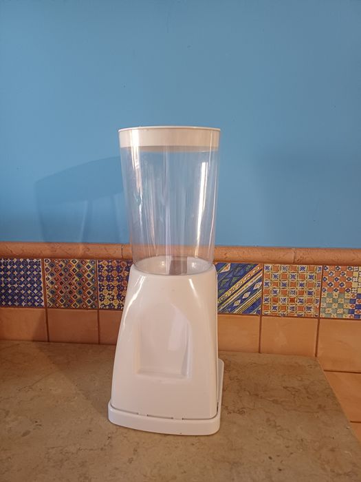Dispensador para cereais