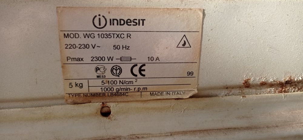 Пральна машина Indesit на з/ч або під відновлення! Made in Italy!