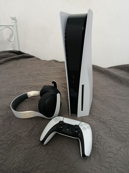 PS5 com leitor + comando e pulse elite de presente
